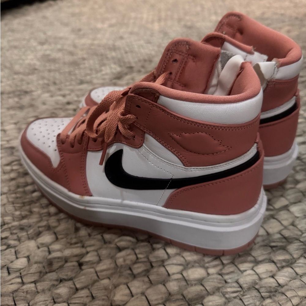 WOMEN'S AIR JORDAN 1 ELEVATE HIGH "RED STARDUST" SIZE 8.5